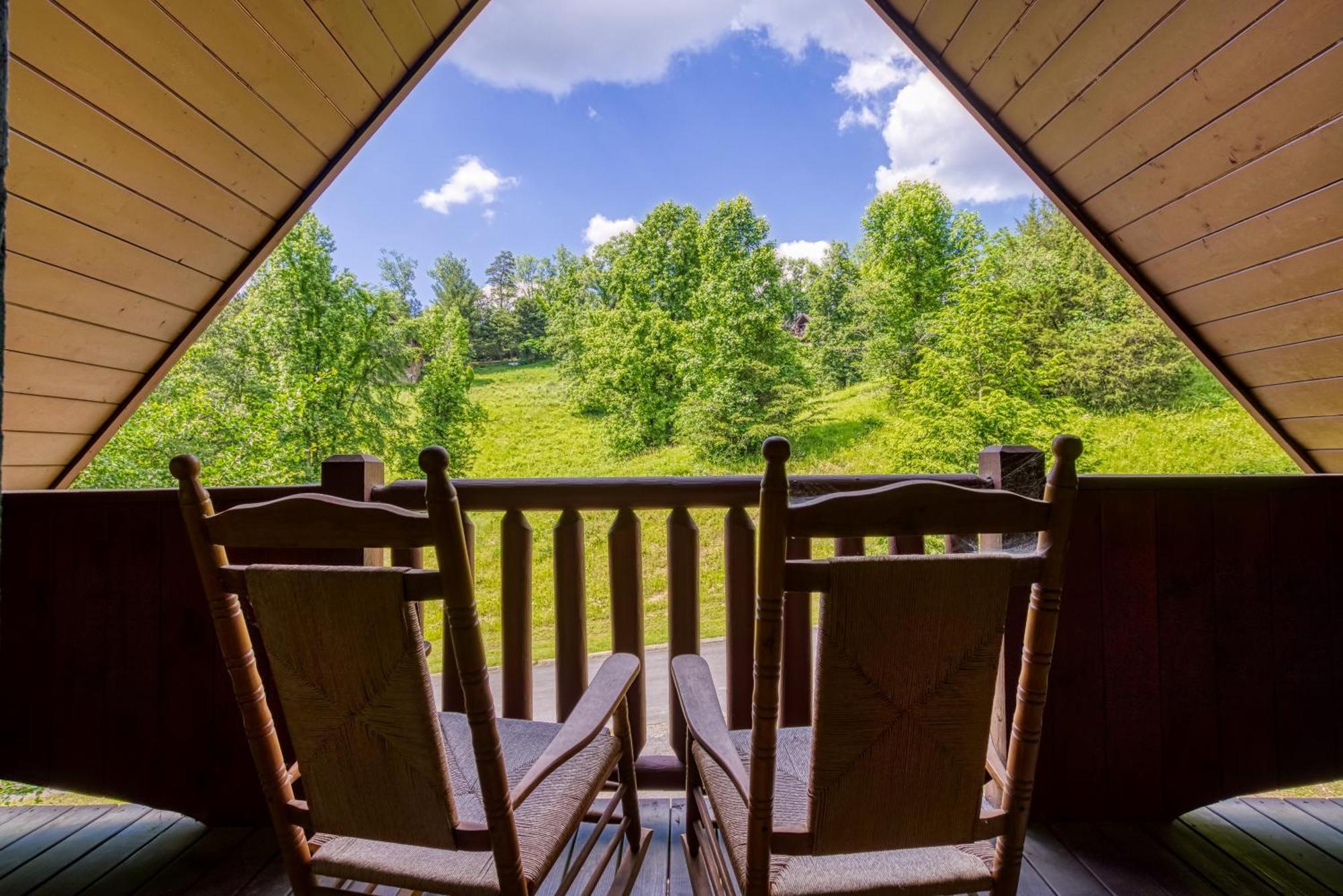 Bridgewood Cabin, Hot Tub, 1089 Of Free Attraction Tickets For Each Paid Day, Dollywood And More! Pigeon Forge Extérieur photo